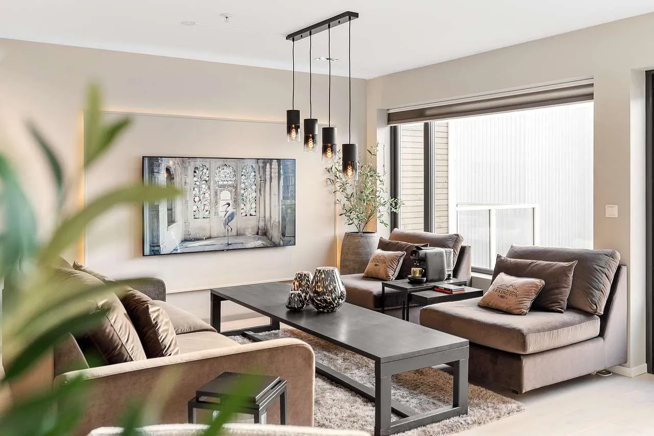 Metal Roofing Panels: Durable & Efficient Choice